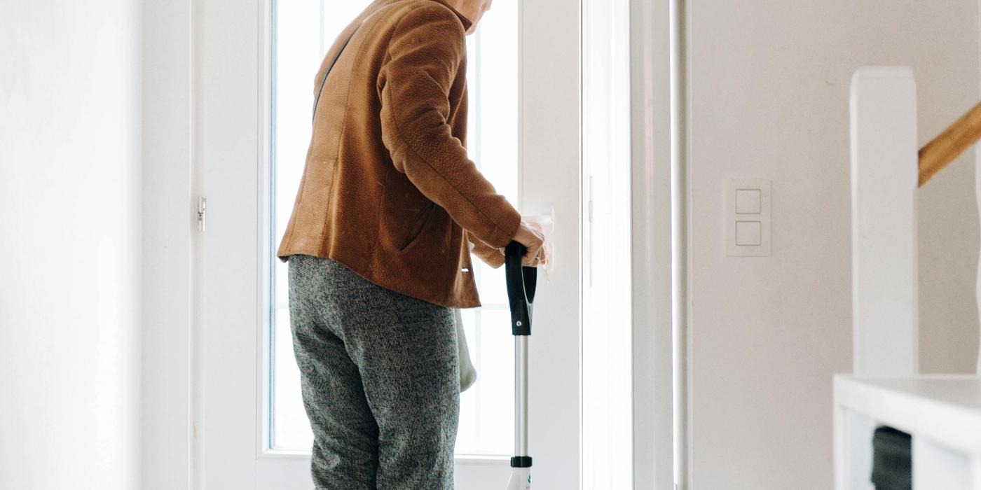 Care at home vs residential care: understanding the differences