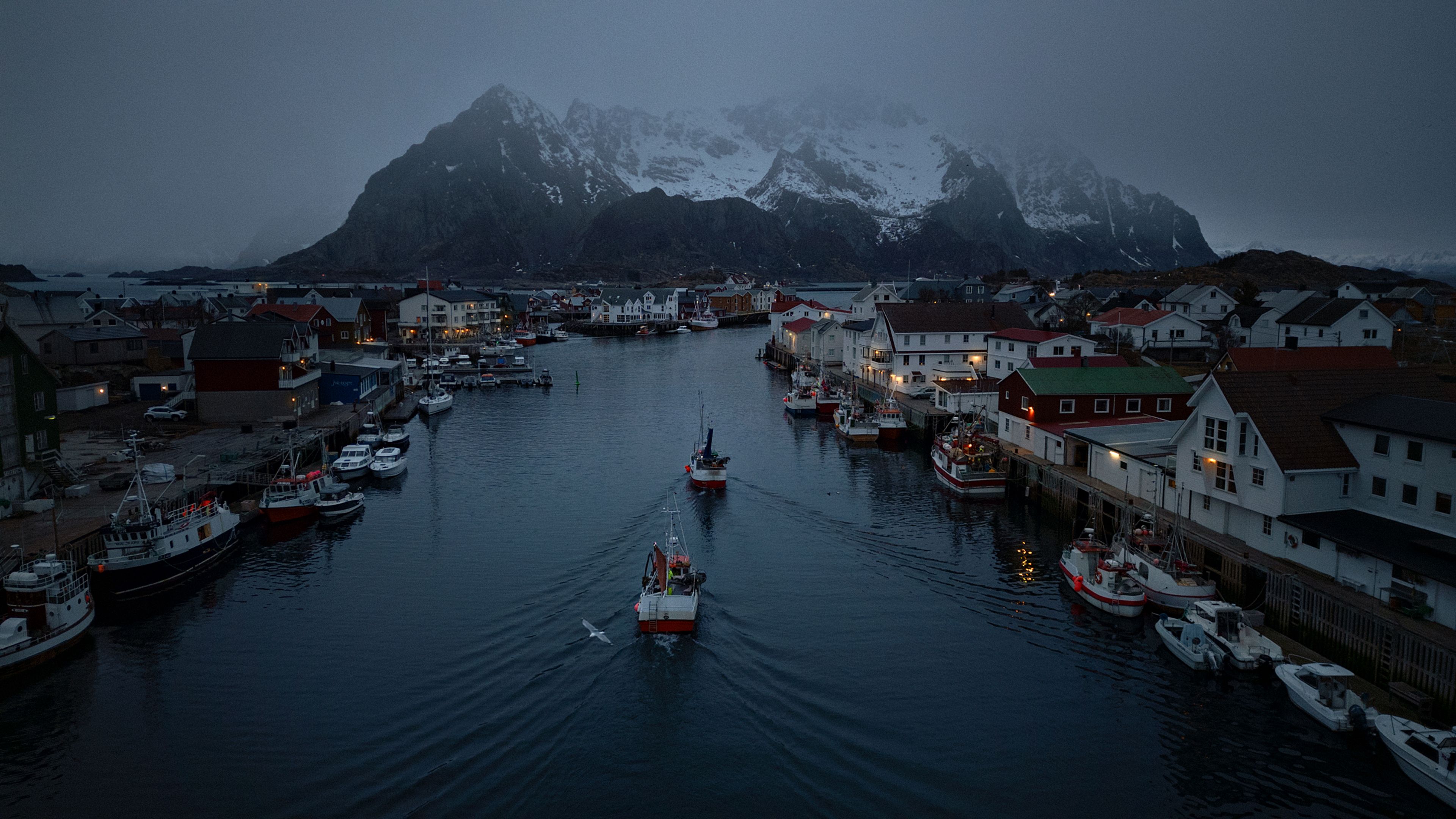 Henningsvær