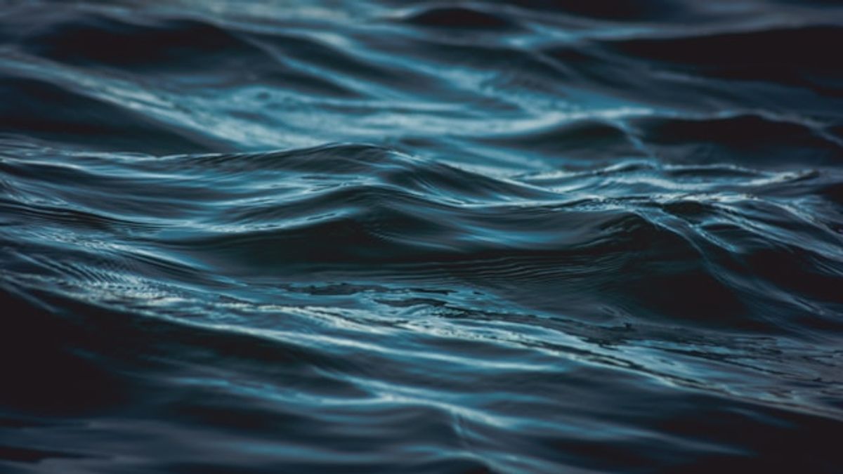 water ripples