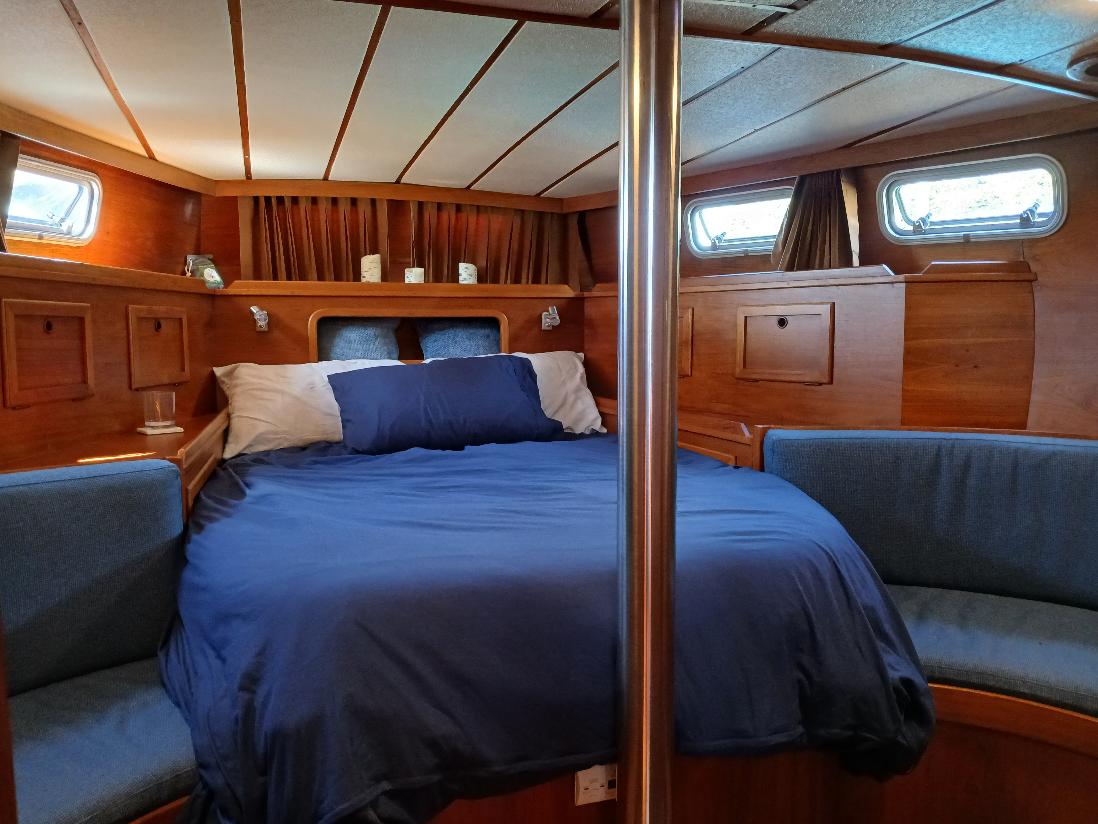 Spacious and comfortable aft stateroom