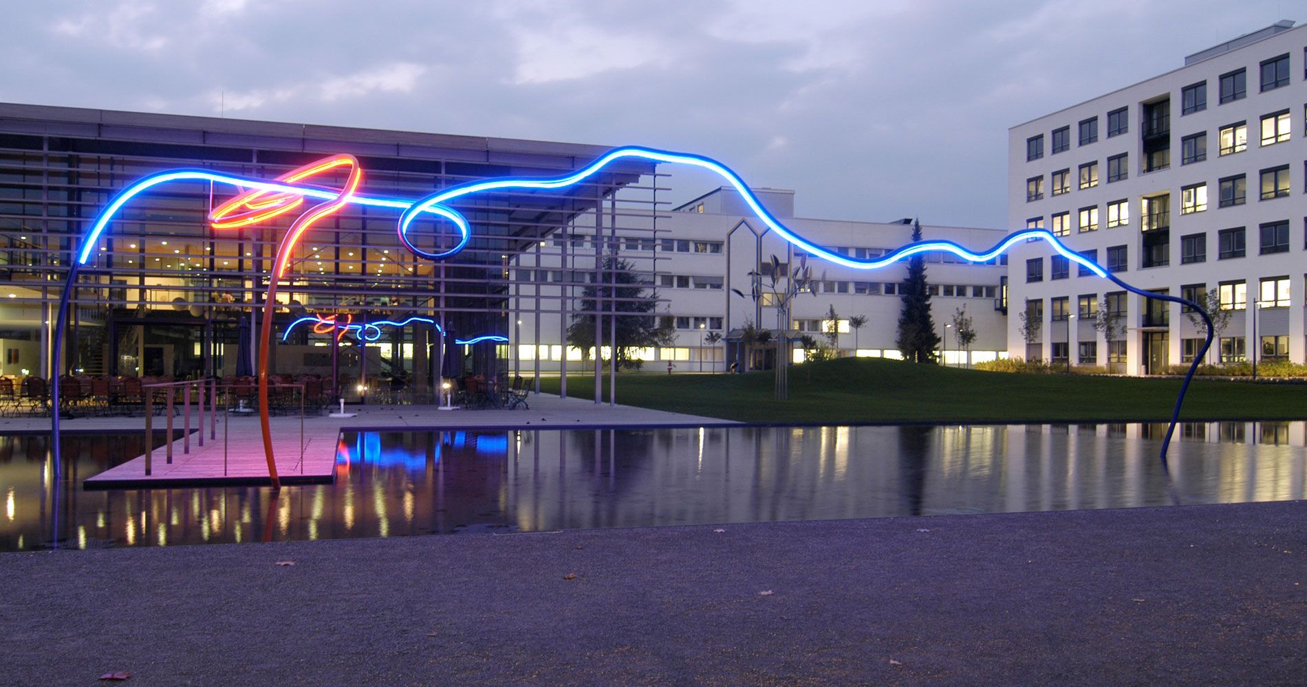 Neonschriftzüge + Neonwerbung
