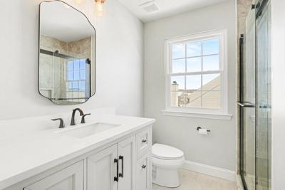 BATHROOM DESIGNED FOR TODAY, READY FOR RESALE - Professional interior design project by Bonae Interiors