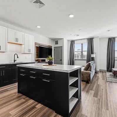 MOODY BACHELOR PAD WITH MAXIMUM IMPACT