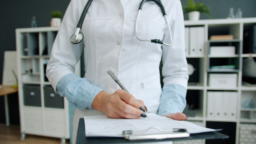 Receita digital na fisioterapia: guia prático e validade legal