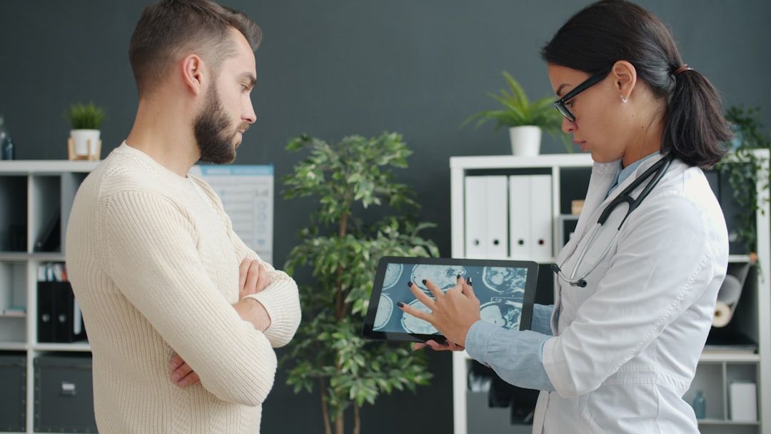 LGPD na Saúde: Como o Gastroenterologista deve proteger o prontuário