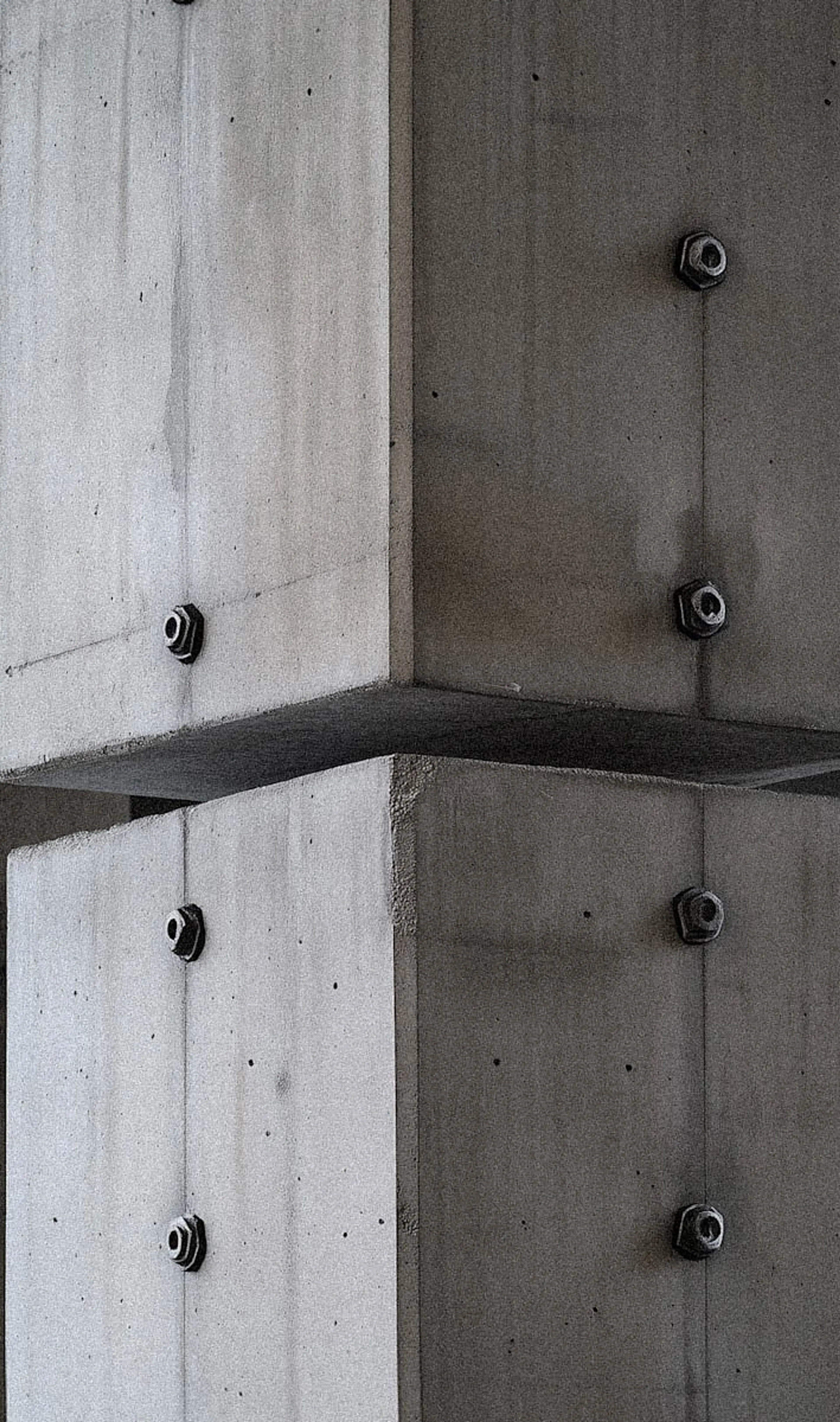 Concrete pillars