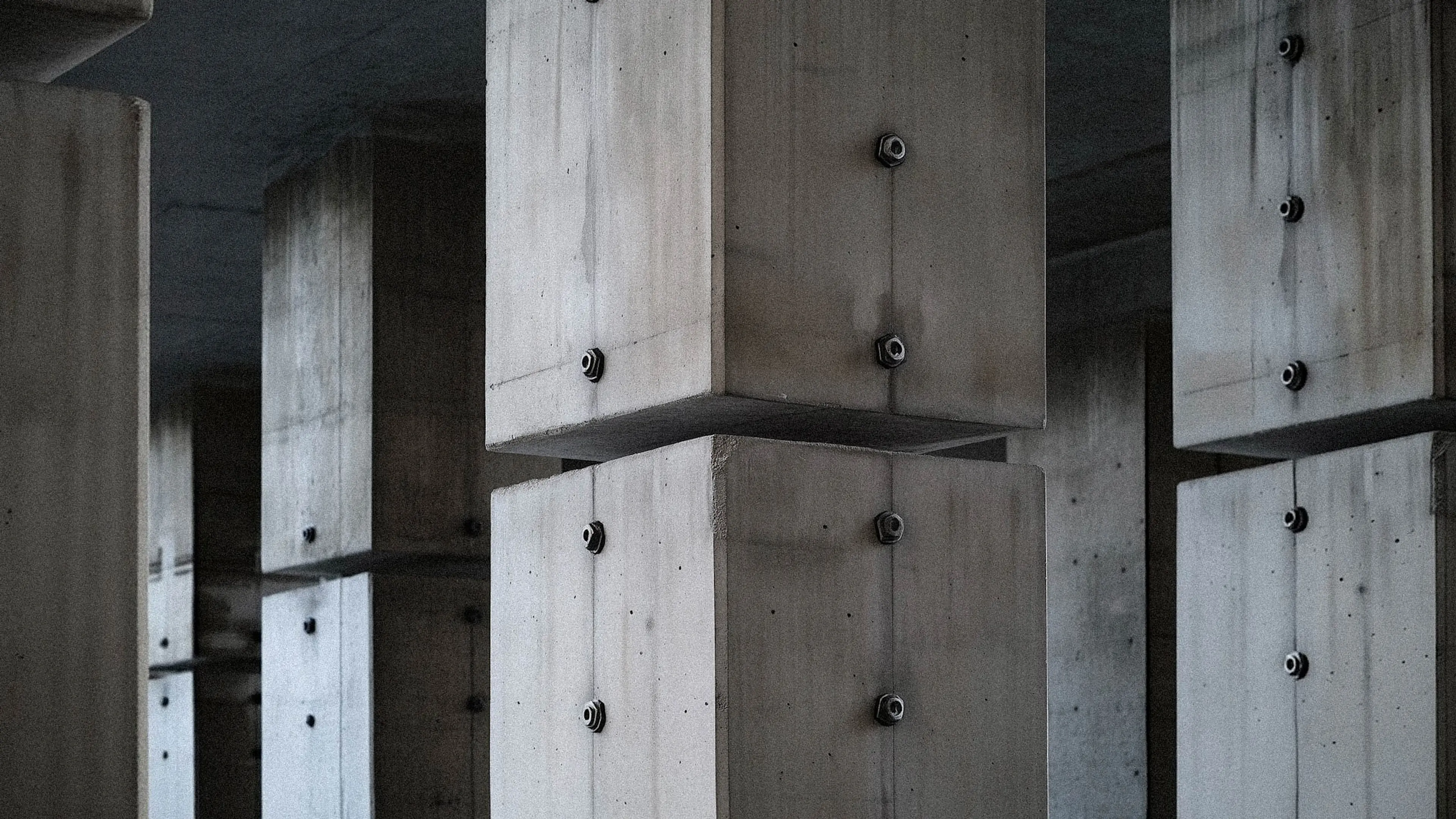 Concrete pillars