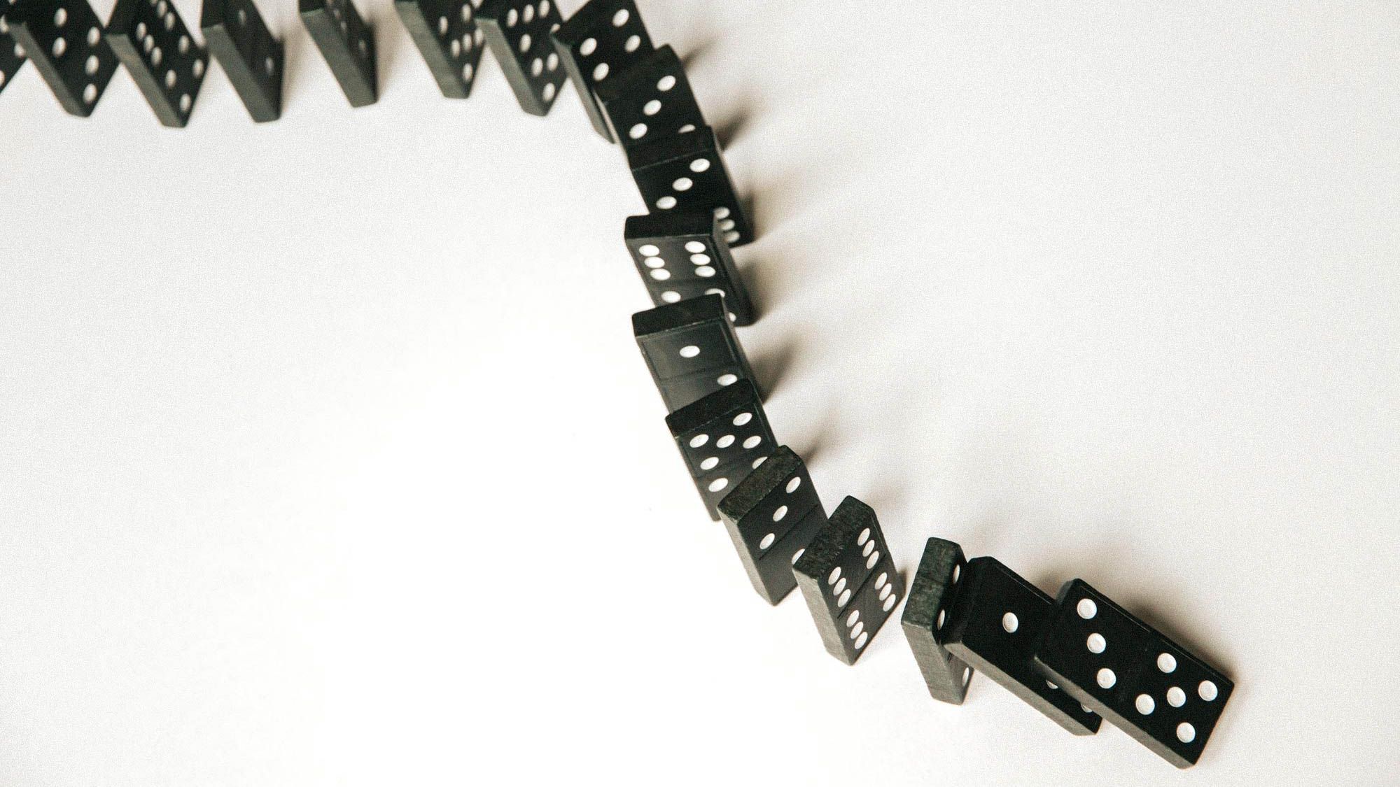 Dominoes