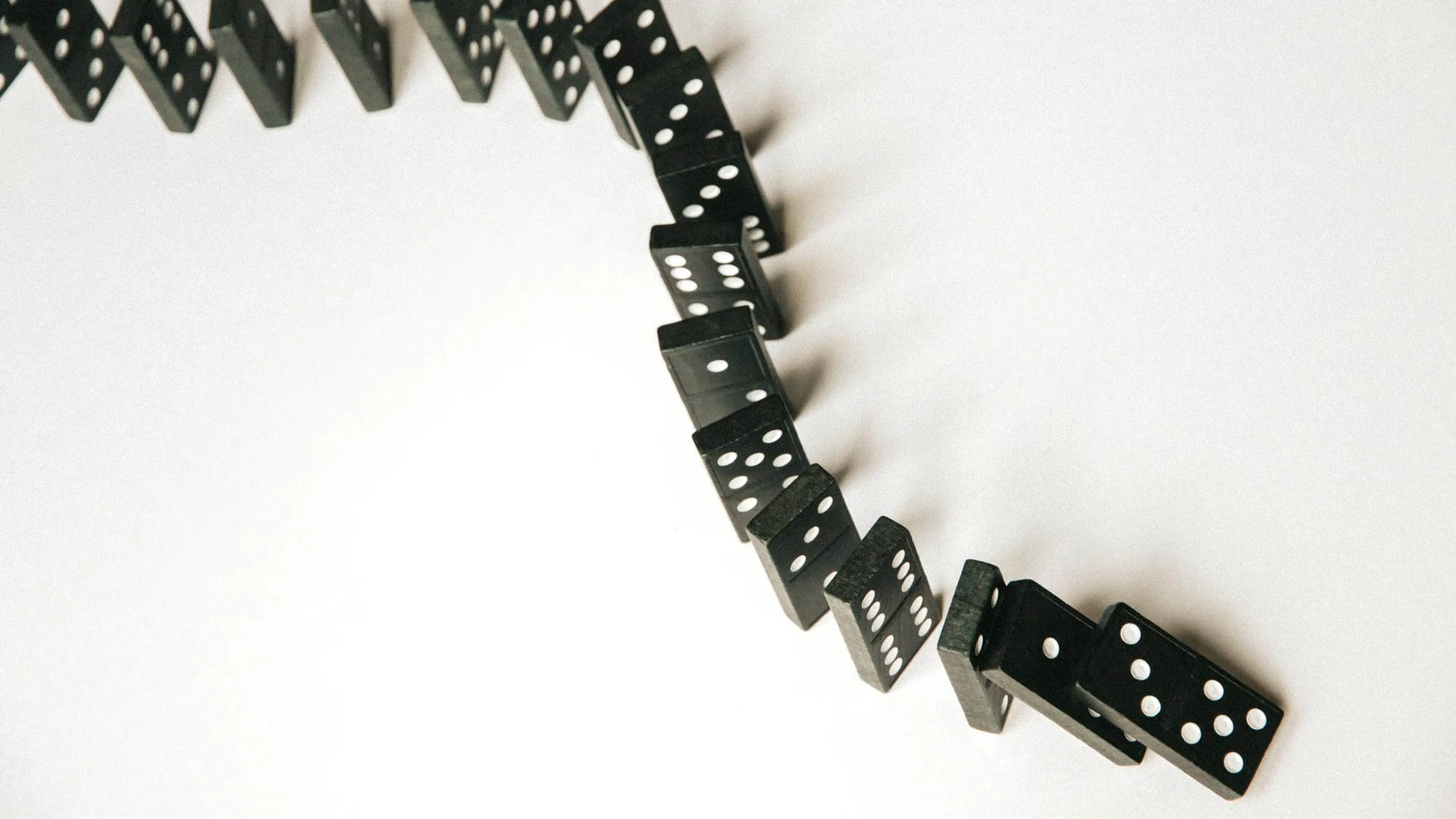 Dominoes