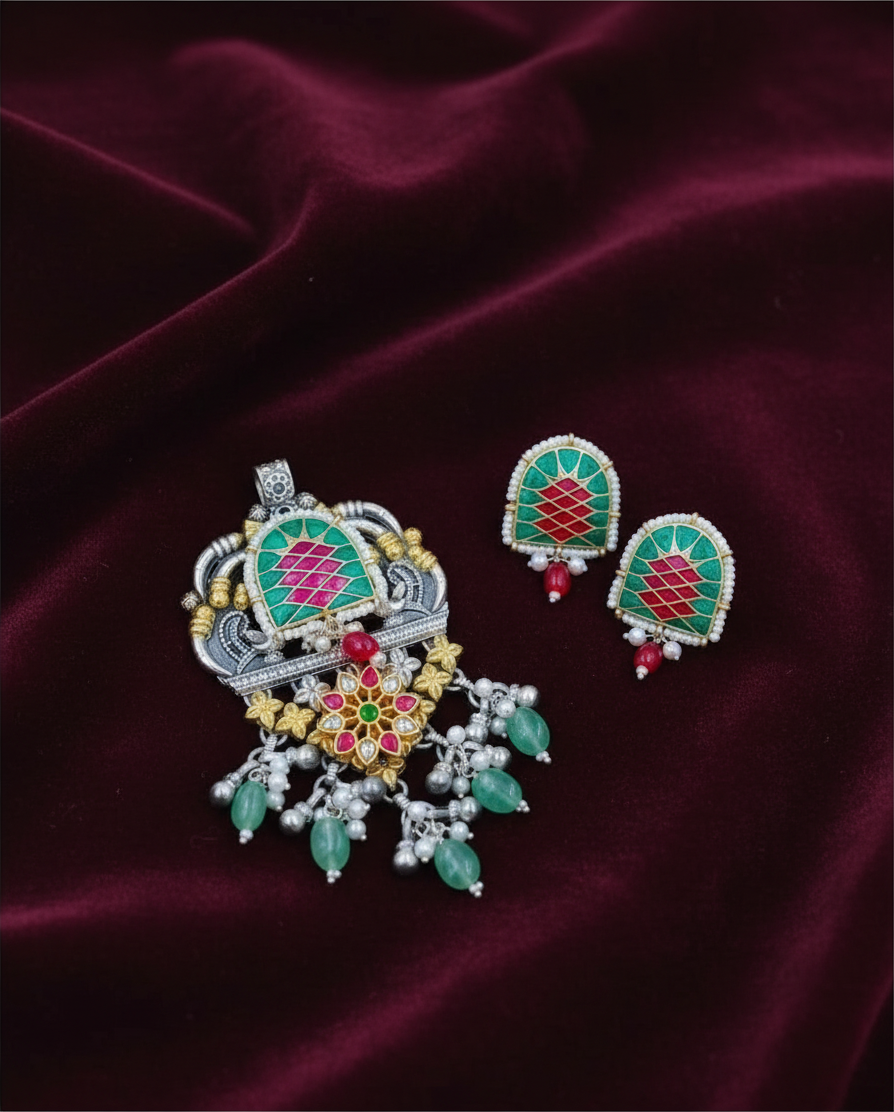 Fusion Pendent