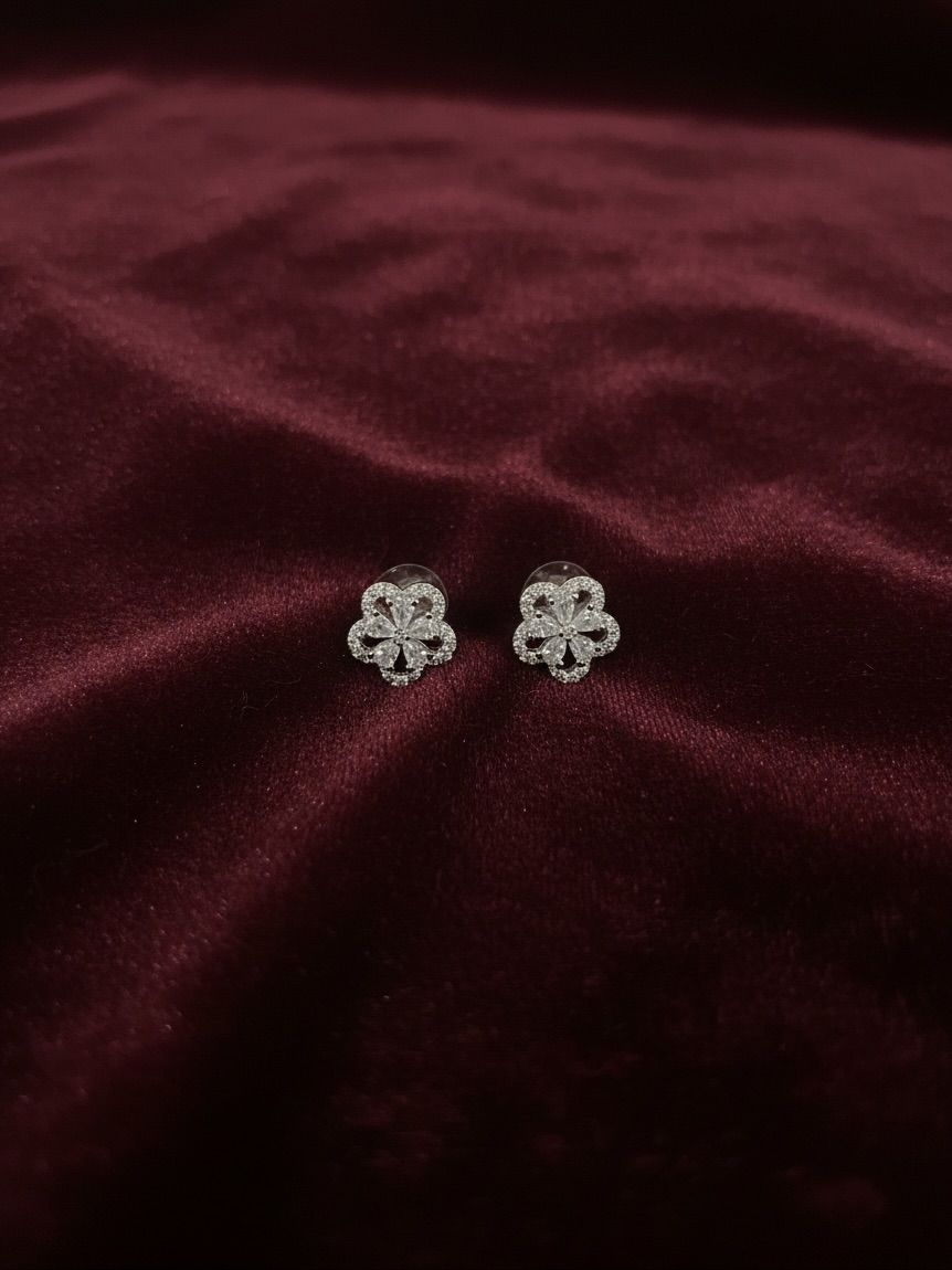 Premium Earing 