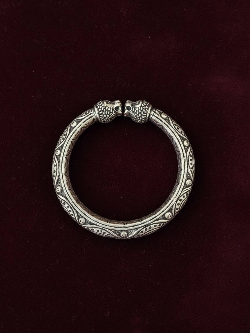 Mens Antique Kada
