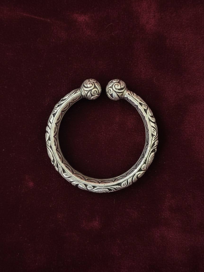 Mens Antique Kada