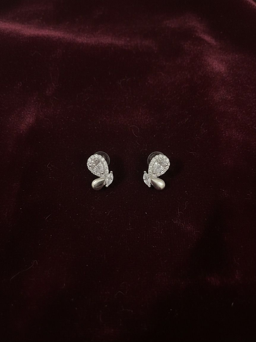 Premium Earing 