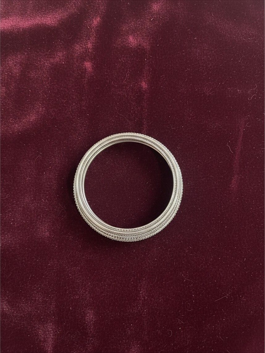 Antique bangle 