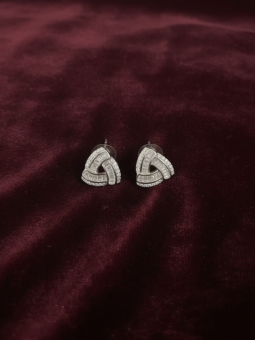 Premium Earing 
