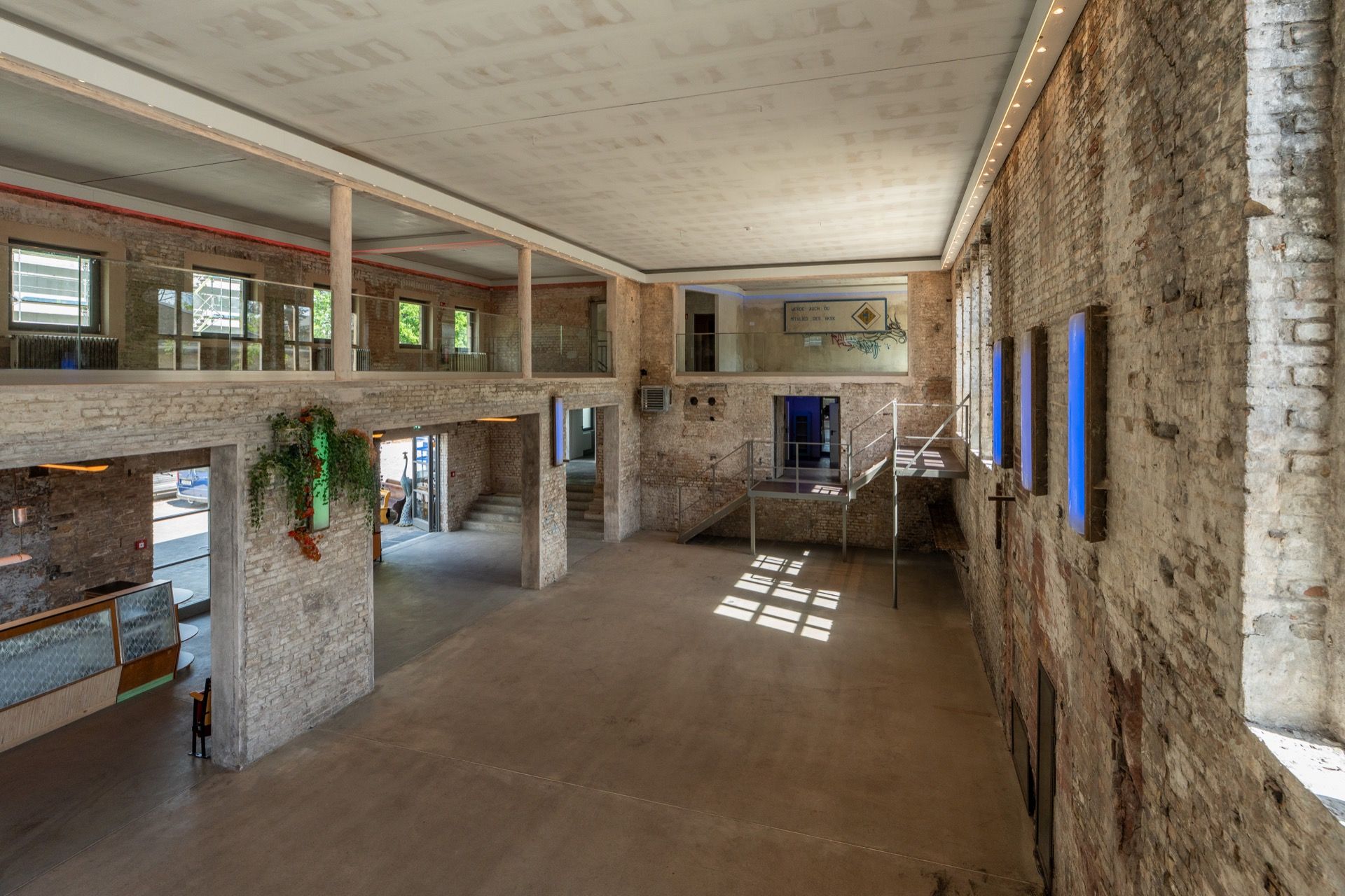 Heizhalle interior design and architecture