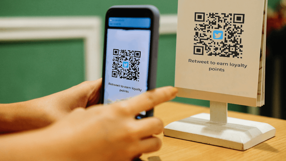 Reward loyal customers for sharing tweets