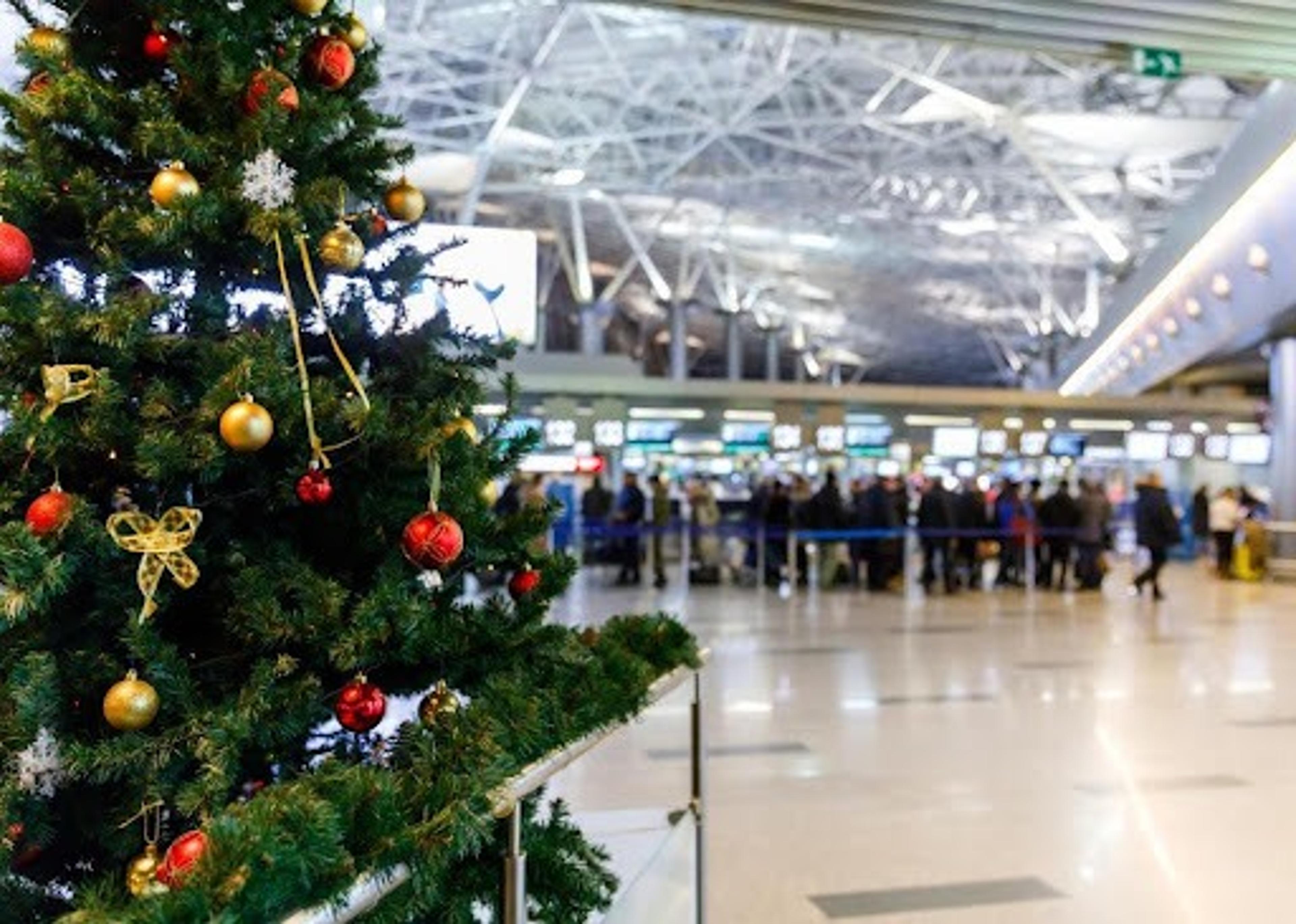 Faster Security, Food Delivered to Your Gate: 5 Airport Technologies to Ease Holiday Travel