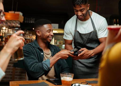 The Cashless Shift in America: What It Means for Shoppers and Businesses