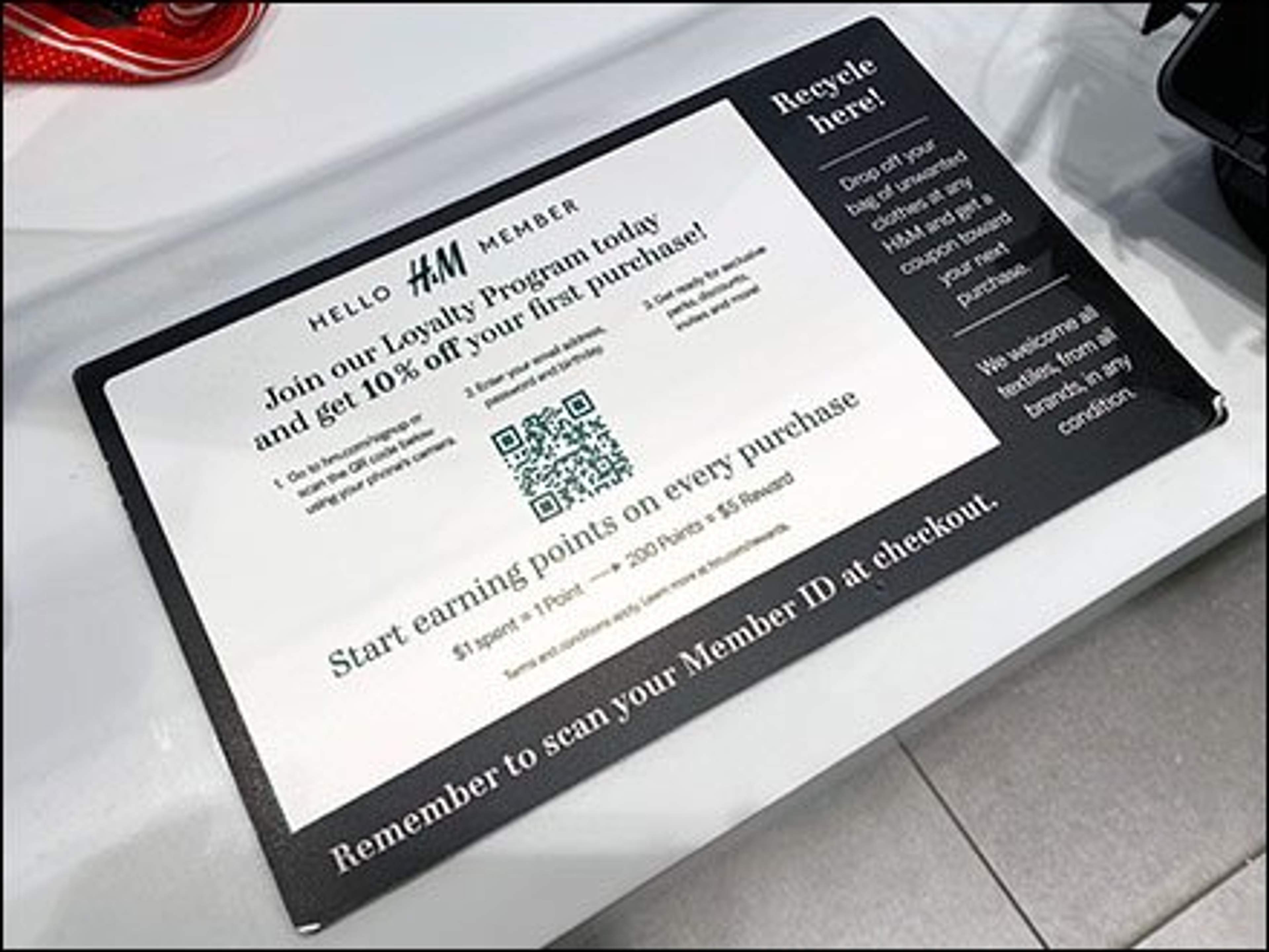 HM loyalty program QR codes