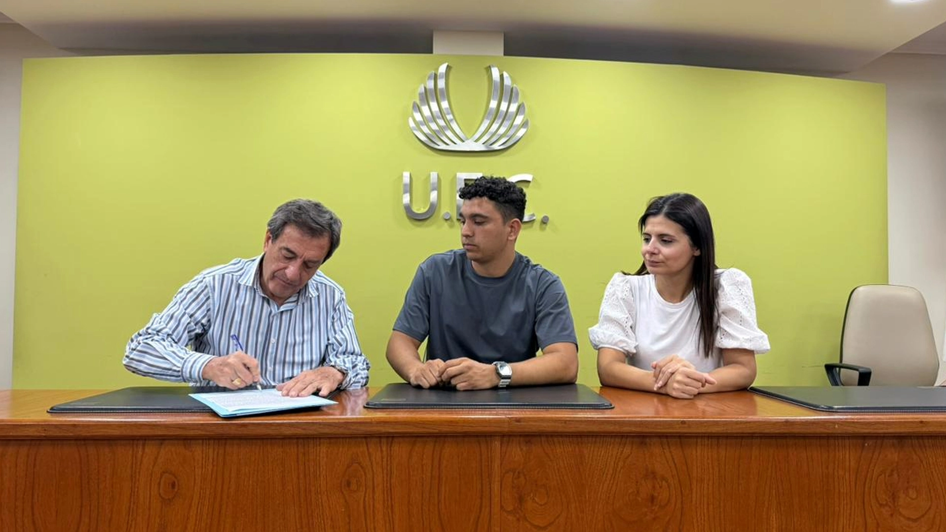 Establecieron los horarios de cierre del comercio para las fiestas