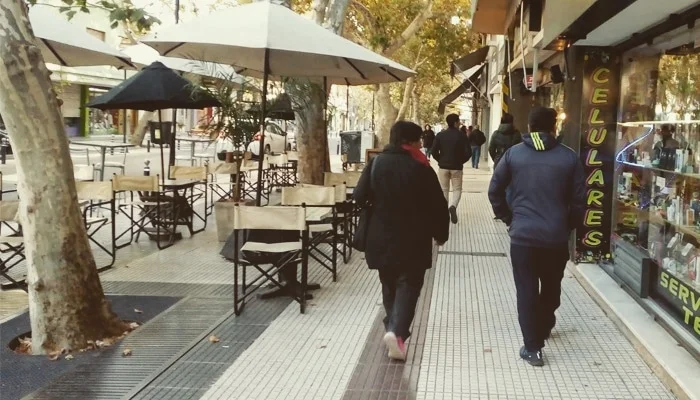 Comercio: así funcionará el sector en los feriados de junio