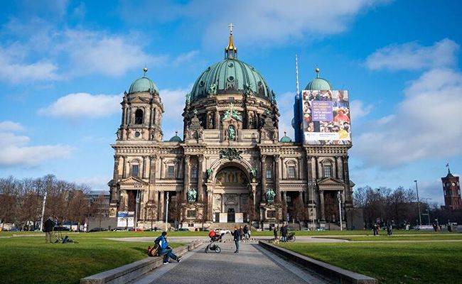 La cathédrale de Berlin à proximité de l'île aux musées