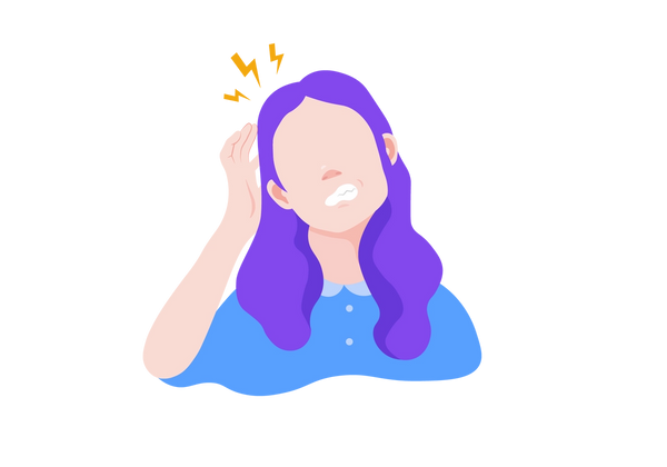 Eine Illustration einer Frau, deren Kopf leicht nach hinten und zur Seite geneigt ist. Ihre Hand liegt neben ihrer Kopfhaut, wo drei gelbe Blitze Schmerzen anzeigen. Die Frau hat langes lila Haar und trägt ein blaues, kurzärmeliges Hemd mit Kragen.