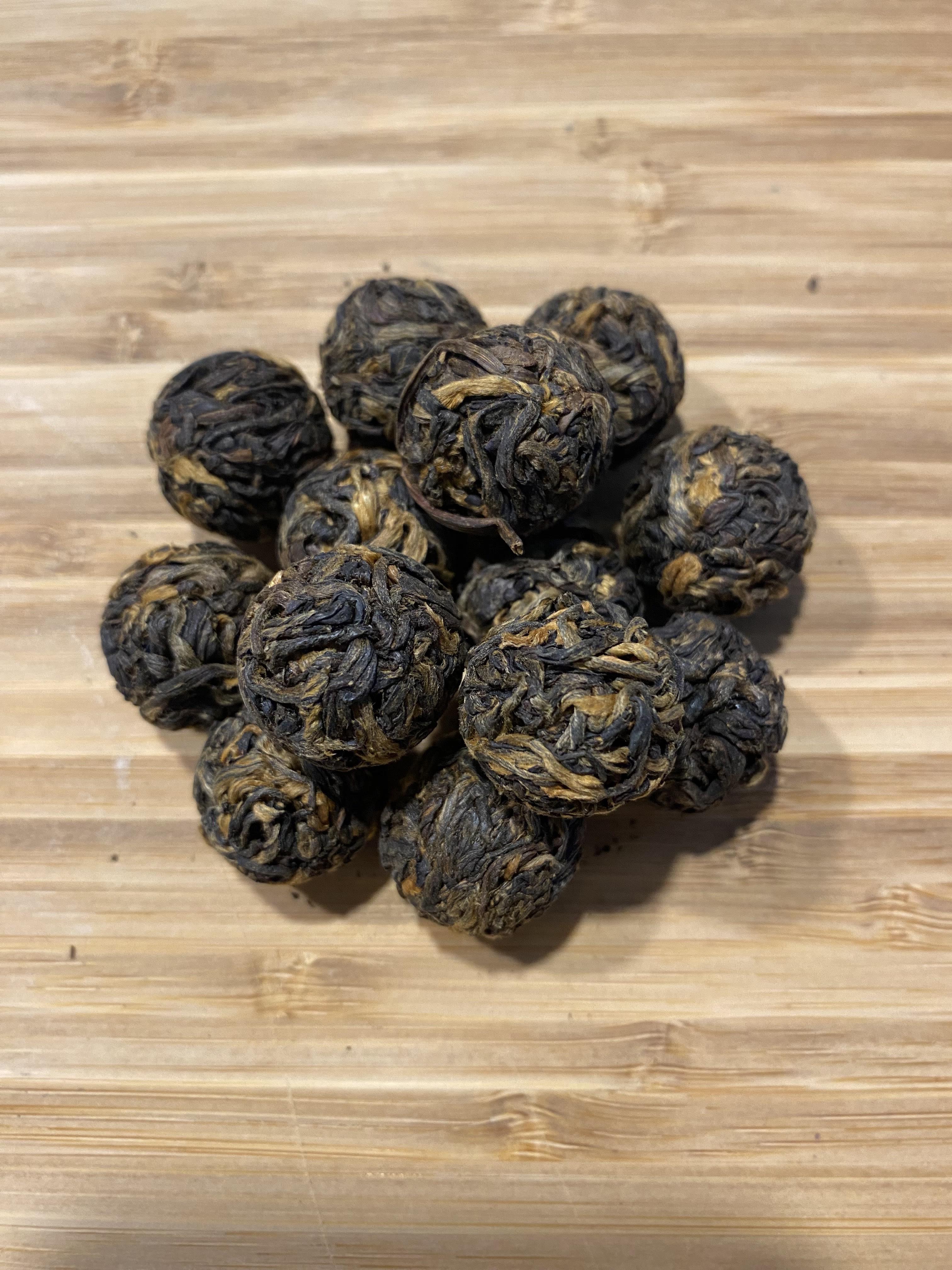 Dragon Lychee Pearls loose leaf tea – GY Tea Winnipeg