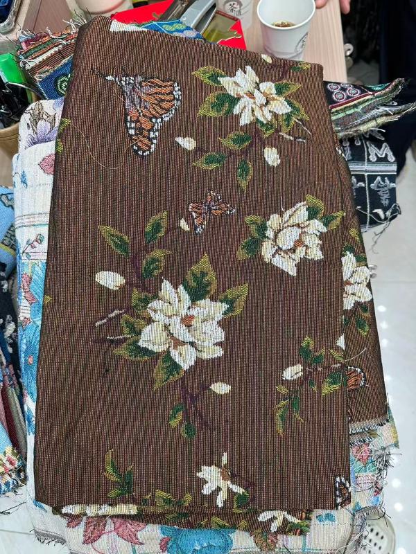 aw26提花咖色面料