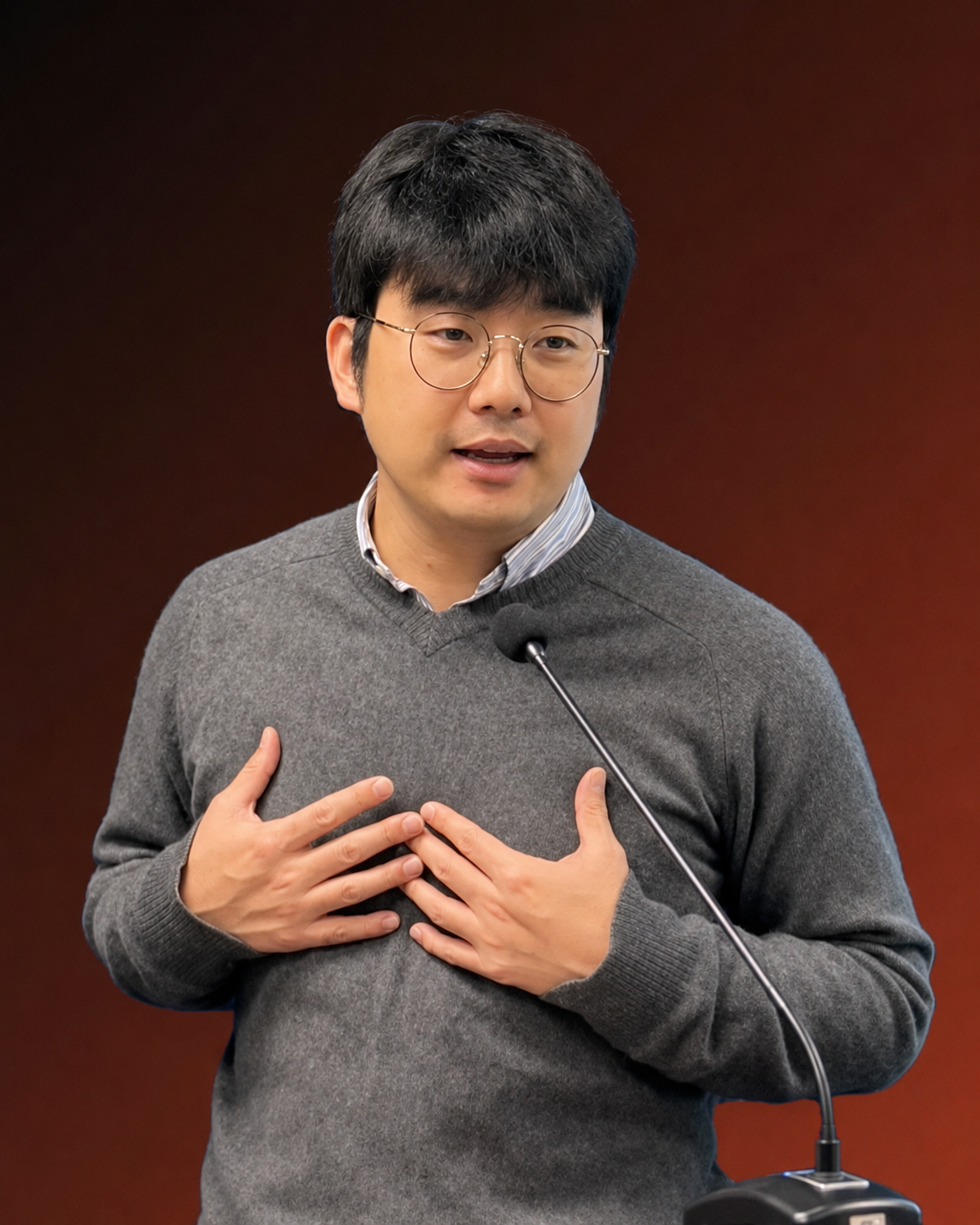 김동희 담임목사