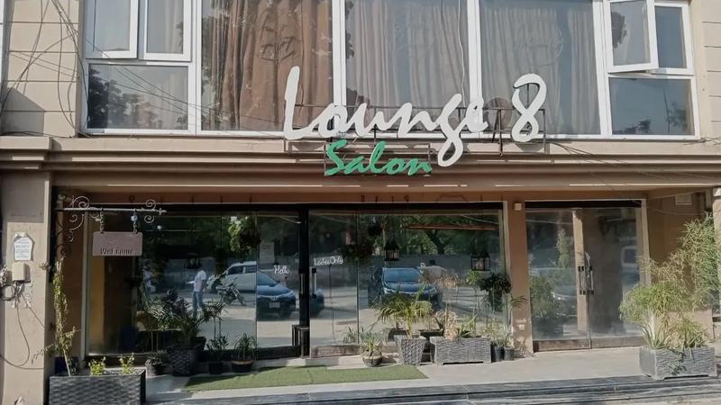 Herbal facial and manicure package setup at Lounge 8 Salon in DHA Phase 1, Lahore