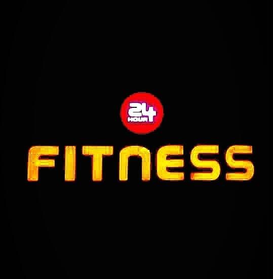 One on one personal fitness training session with coach guidance