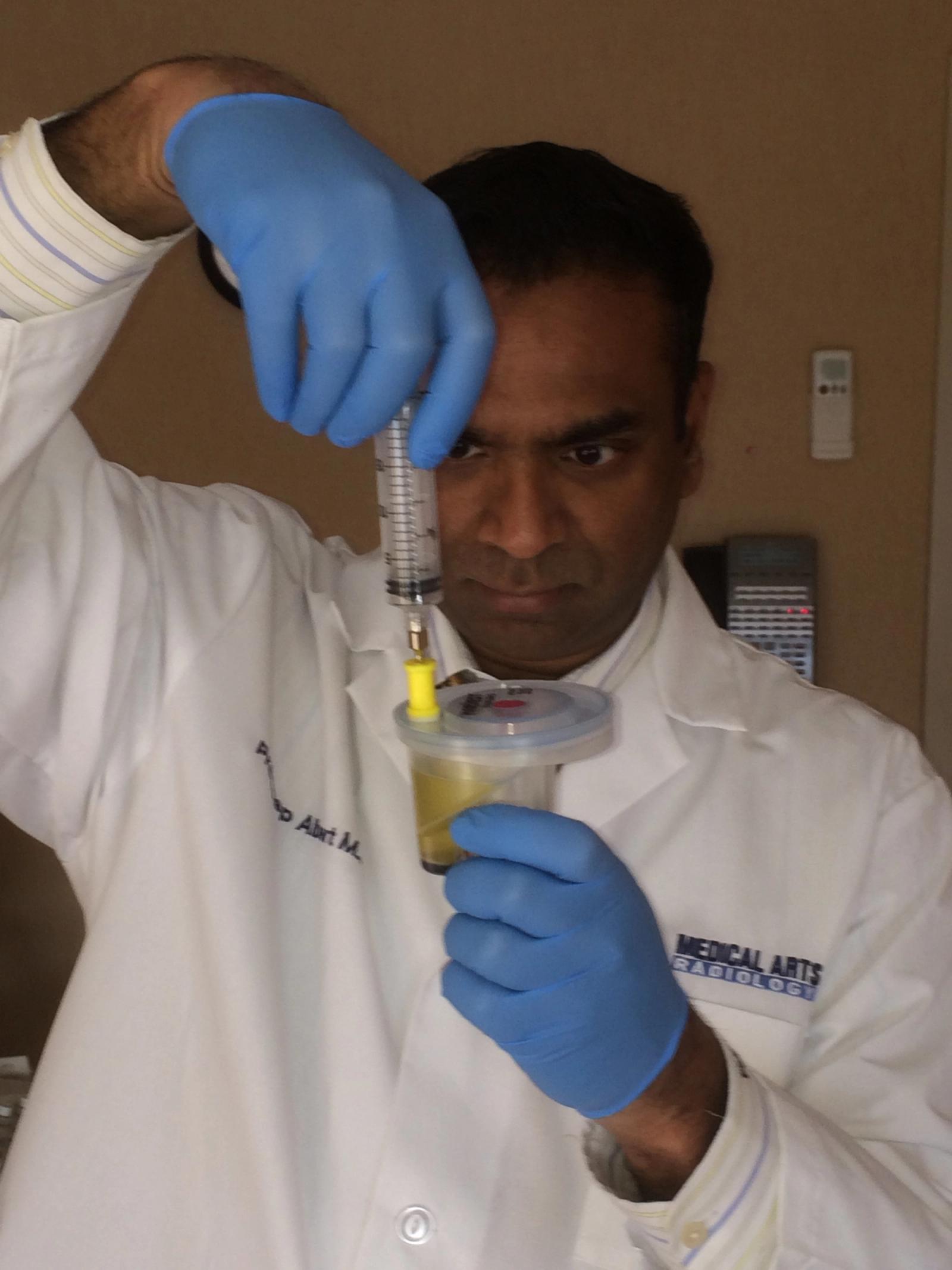 Platelet-rich plasma extraction using a pipette after clinical centrifugation