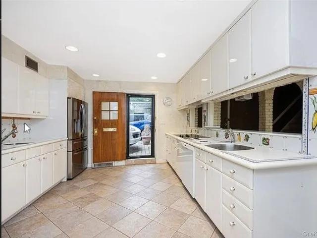 Responsive Property Image preview