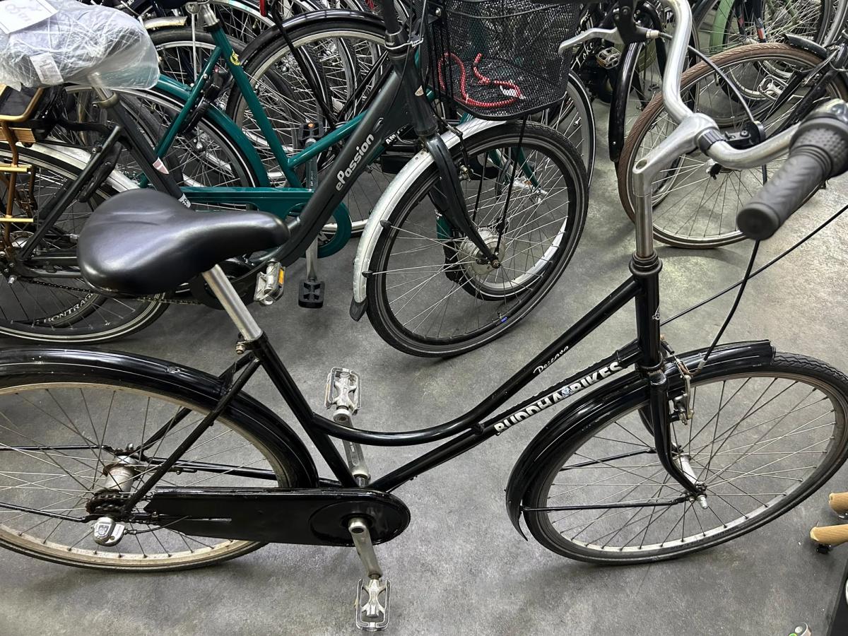 Damecykel Brugte med kurv og  gear