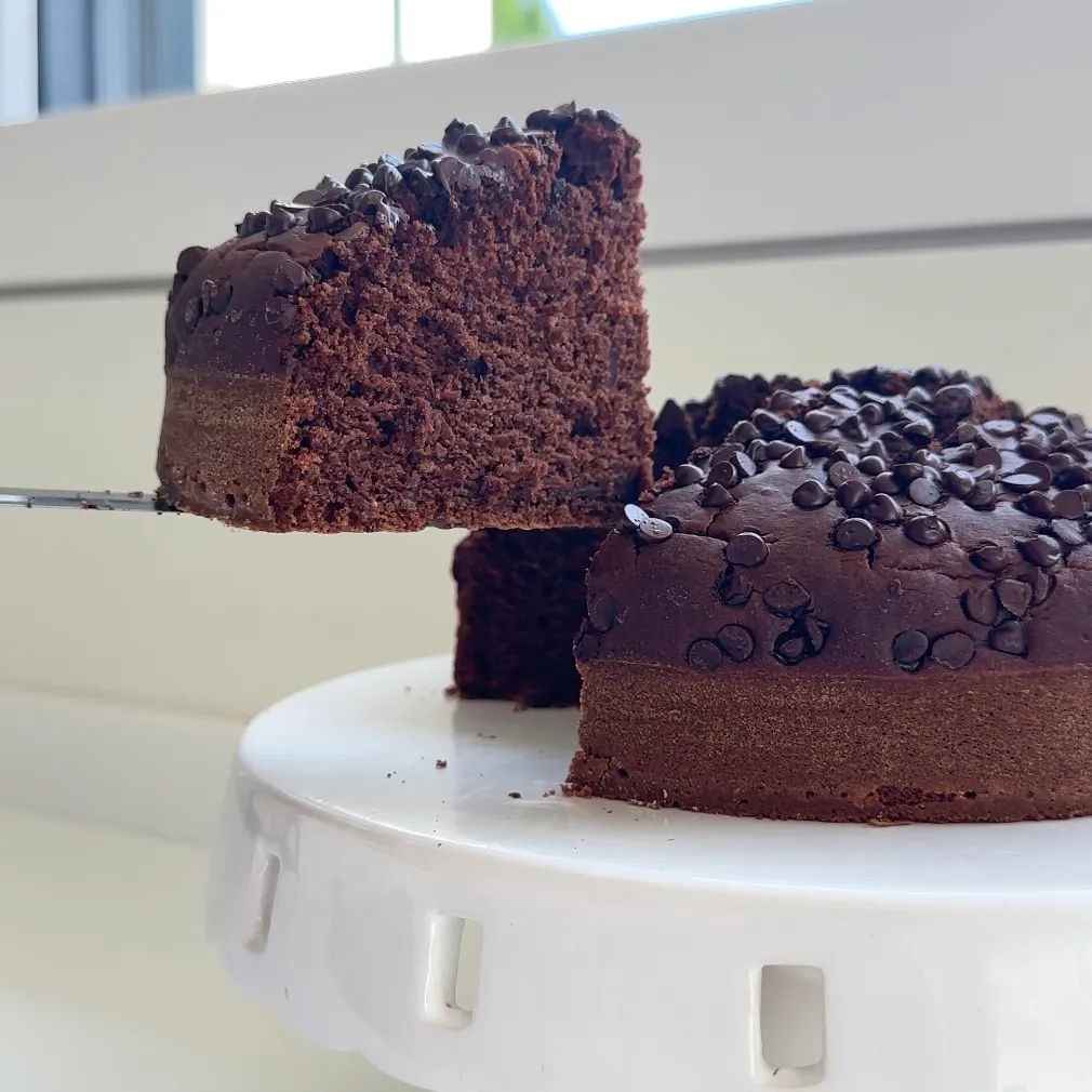 Torta al cioccolato senza latte, burro e uova