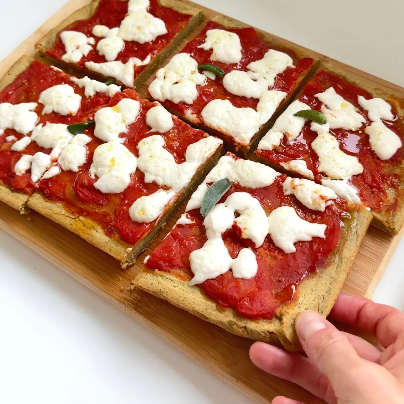 Pizza di broccoli e ceci senza glutine