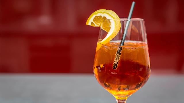 icon of mint leaf and orange peel