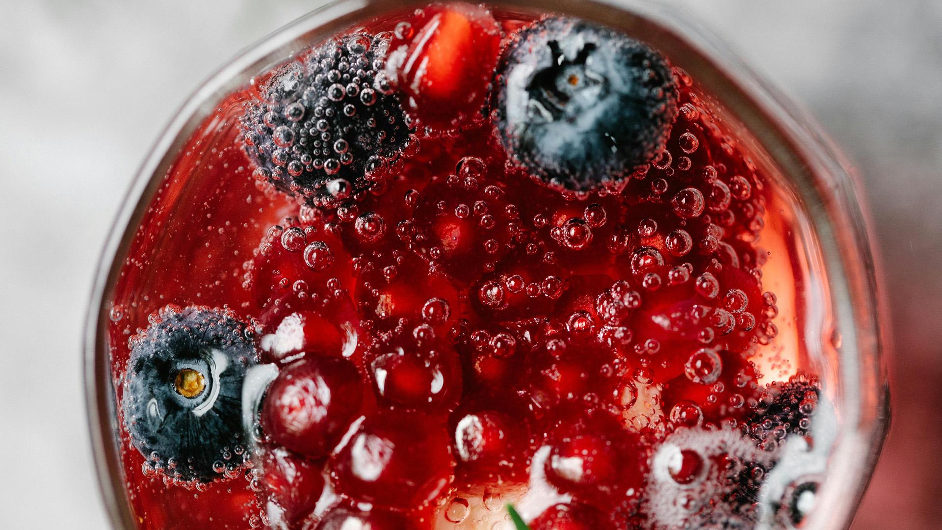 hard seltzer beverage with berries 