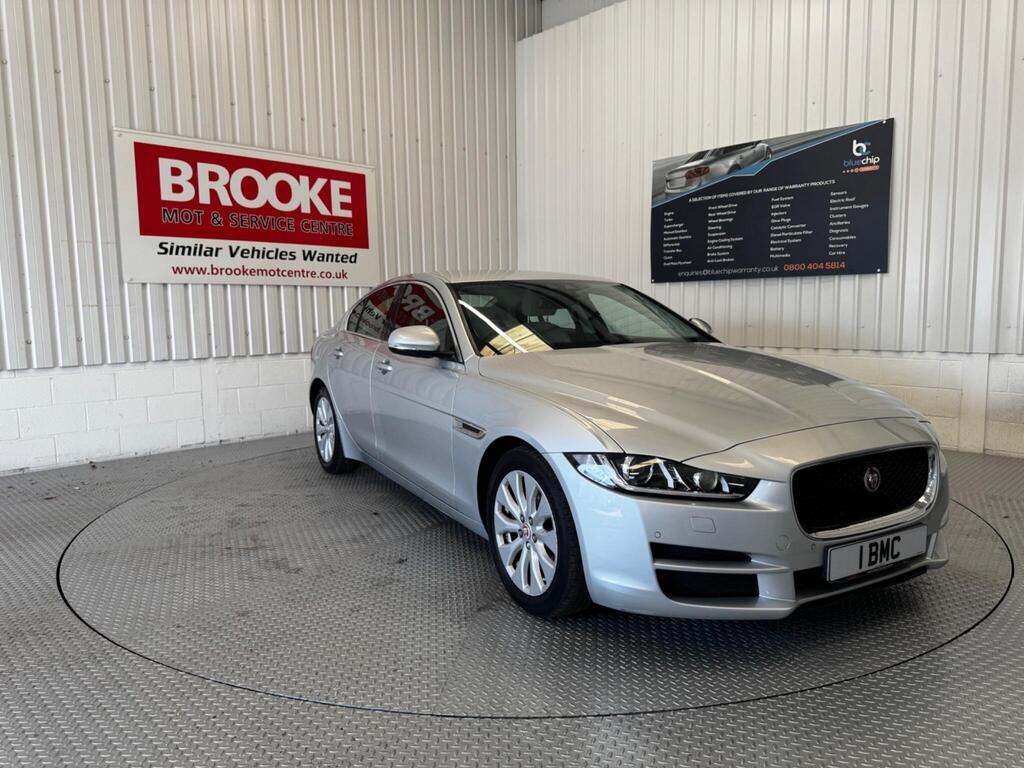 Jaguar Xe
