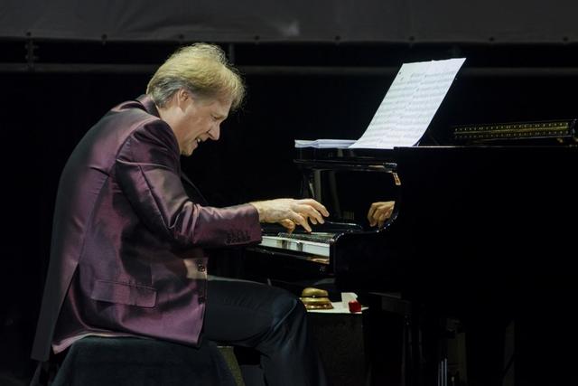 Richard Clayderman, photo 1