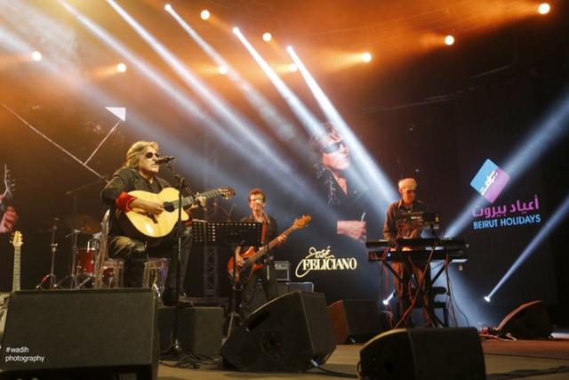 José Feliciano, photo 5
