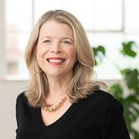 Headshot of Kate Mellor, Chief Commercial Officer at Alma