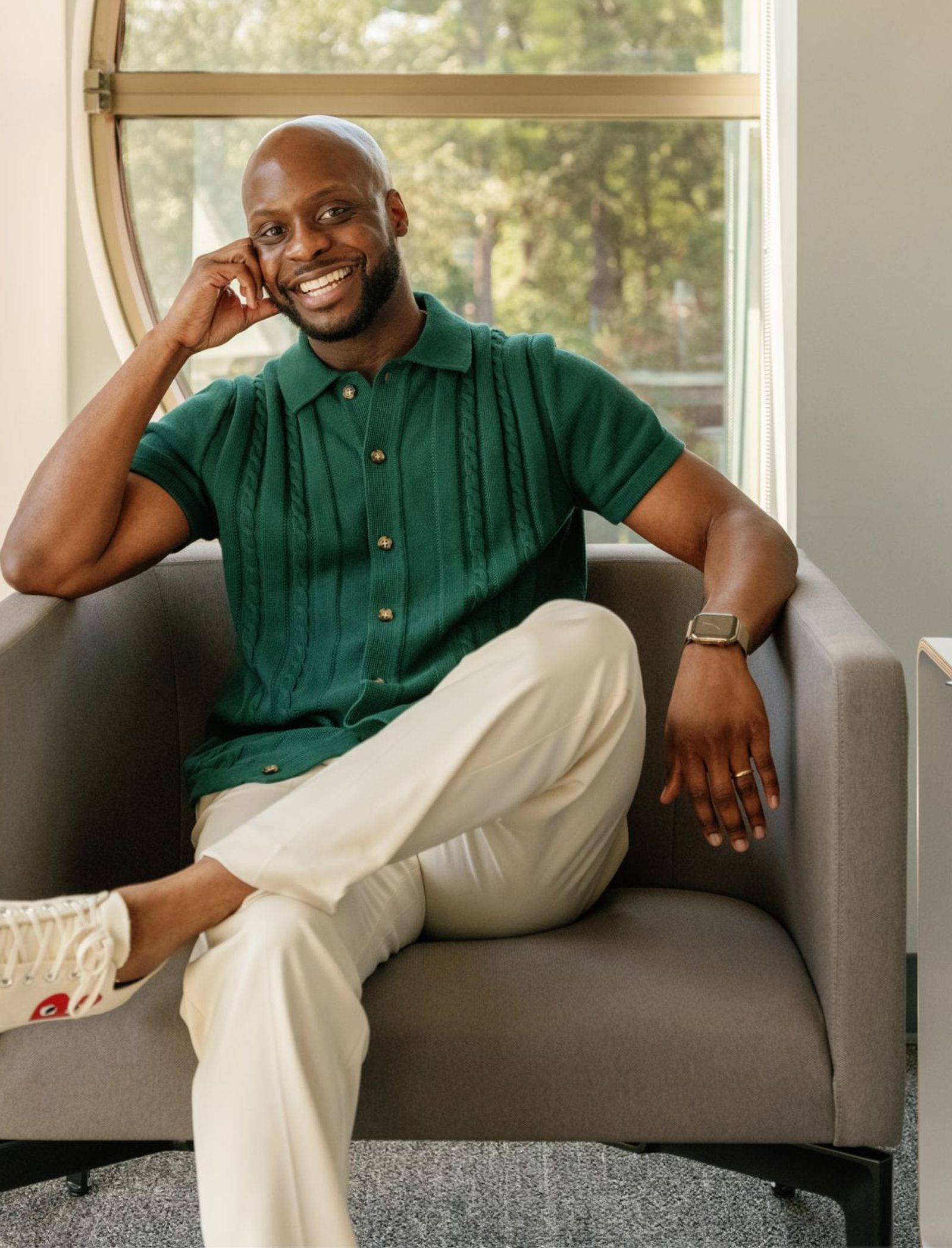Sitting portrait of Justin Dodson, LPC, a mental health care provider in Alma's network.