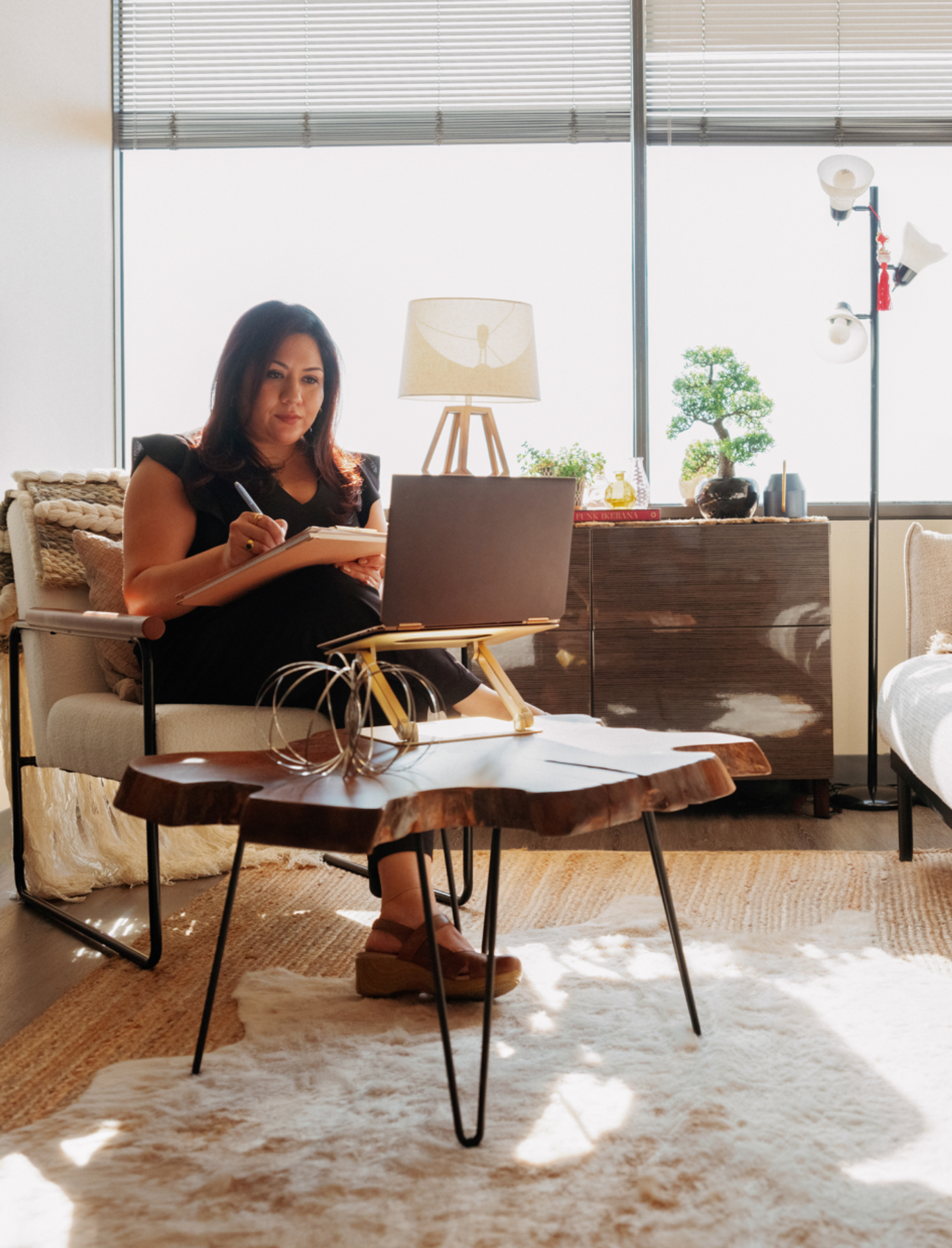 telehealth therapist providing an online session