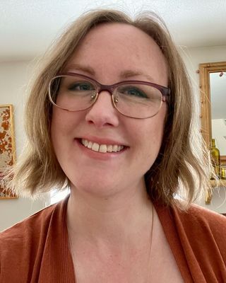 A picture of Alma clinician Leigh Ann Greenfield, LMFT