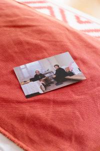 Jana Islinger - It’s my wound because it’s pain for me (Der Greif Studio x Das Tegernsee) | DER GREIF