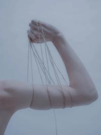 Maya Sharpe, "Holding On", Falmouth, Cornwall, United Kingdom of Great Britain and Northern Ireland, 2025 | DER GREIF